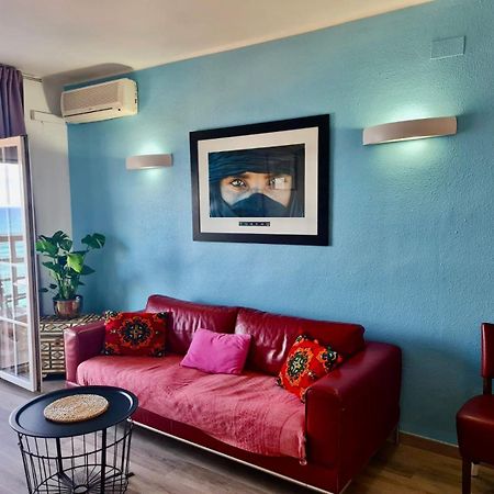 Apartment In Front Of The Beach Pineda de Mar Exterior photo