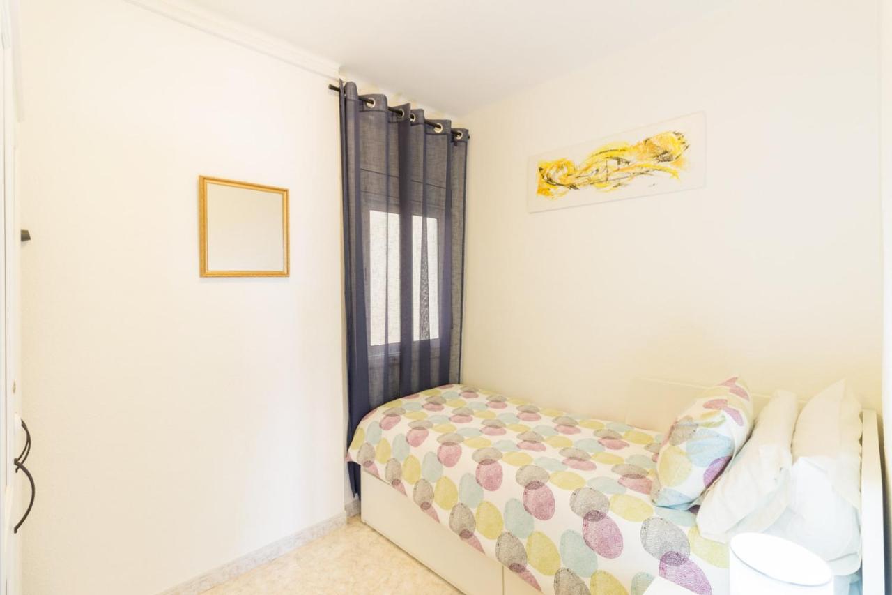Apartment In Front Of The Beach Pineda de Mar Exterior photo