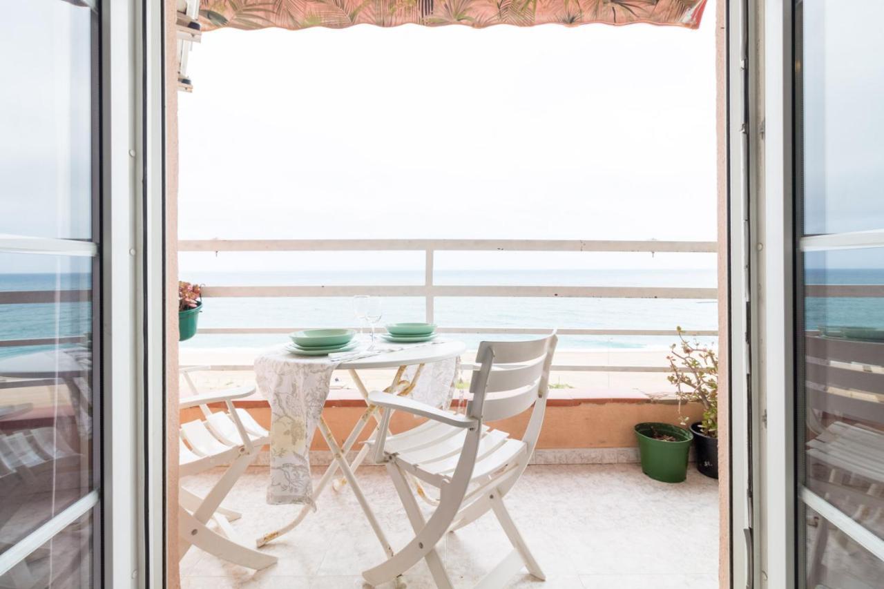 Apartment In Front Of The Beach Pineda de Mar Exterior photo